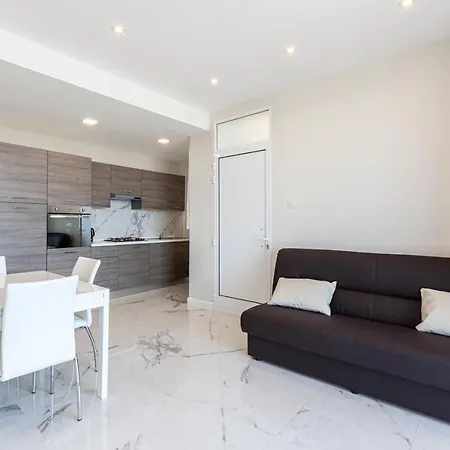 Apartament Brand New Beachfront Delux Apt With Amazing View By 360 Estates San Pawl il-Baħar