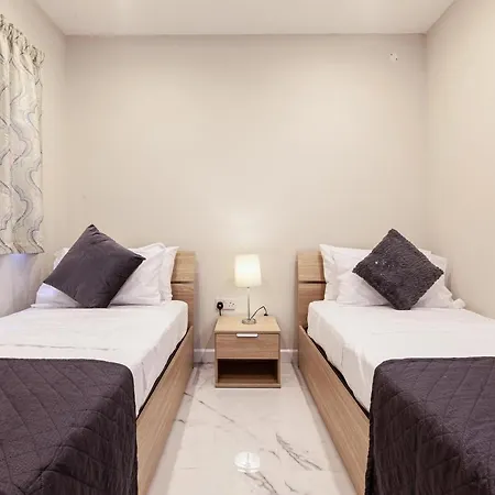 Brand New Beachfront Delux Apt With Amazing View By 360 Estates *