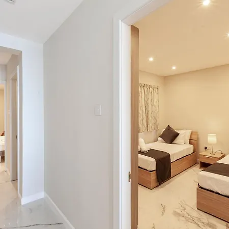 Apartment Brand New Beachfront Delux Apt With Amazing View By 360 Estates St. Paul's Bay